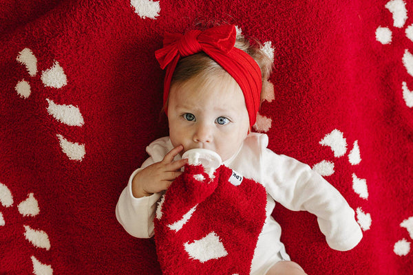 Lucky Panda Kids Christmas Fuzzy Blanket | Candy Cane