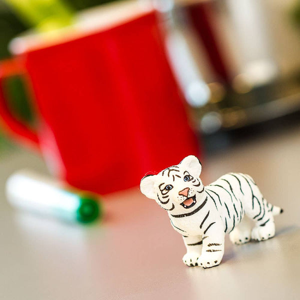 White Bengal Tiger Cub - 295029