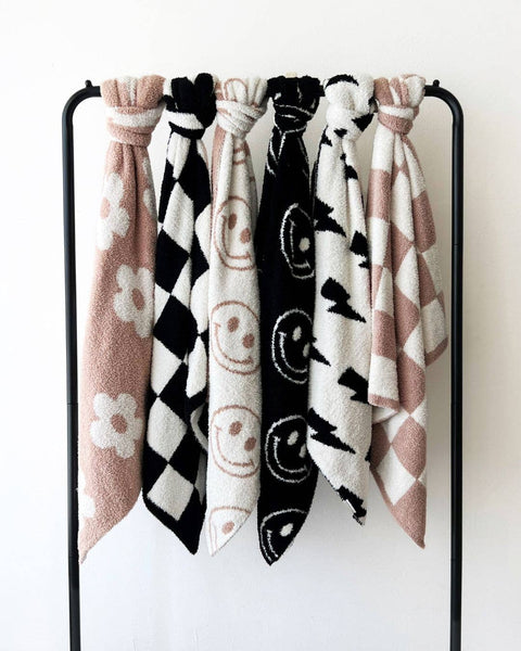Lucky Panda Kids Checkered Plush Baby Blanket | Black