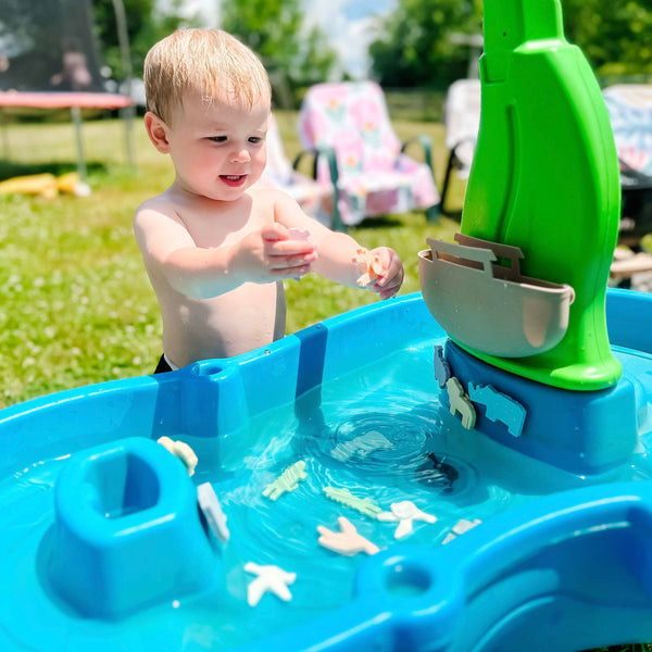 Noah’s Ark Suction Toy