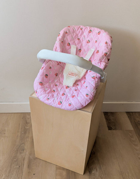 Doll Car Seat - Strawberry picnic - Tiny Harlow