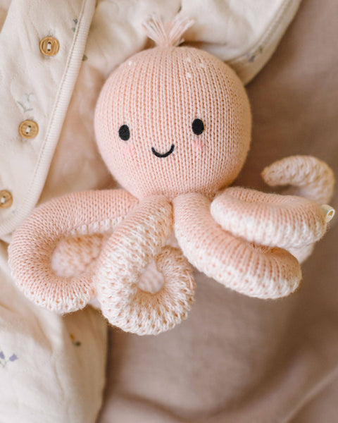 Cuddle and Kind Baby octopus (soft coral pink)