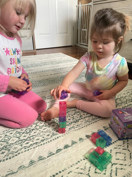 Crayola Glitter PIP Cubes Magnetic Building Cubes 24pc