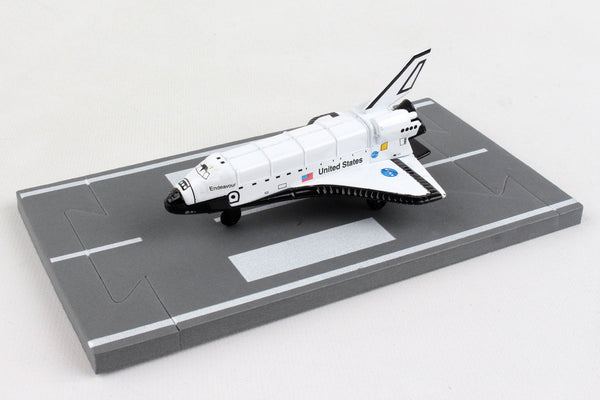 RW005 Runway24 Space Shuttle Endeavour by Daron Toys